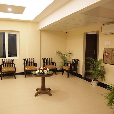 Rangalaya Royal Hotel Vellore Ngoại thất bức ảnh