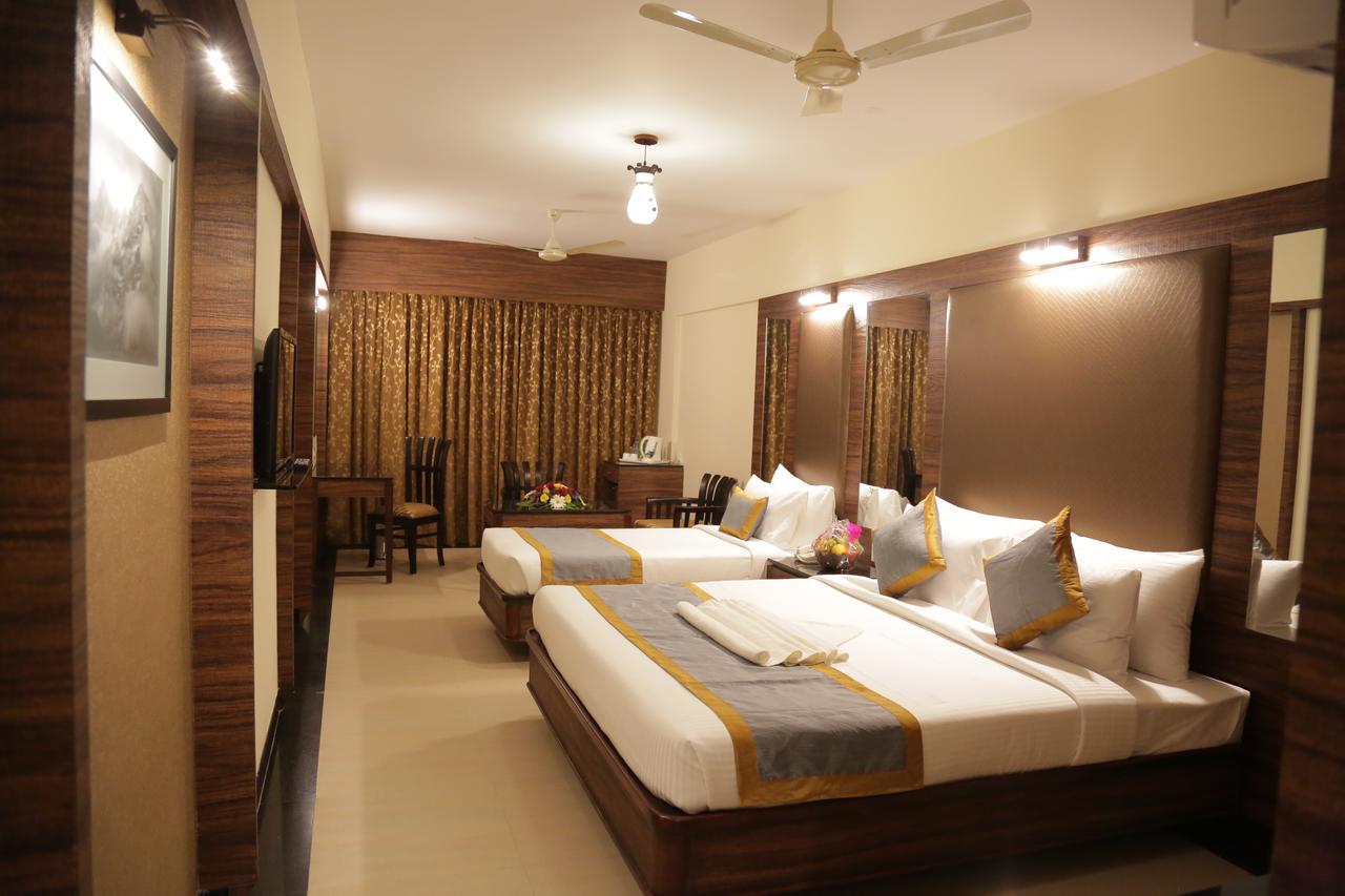 Rangalaya Royal Hotel Vellore Ngoại thất bức ảnh