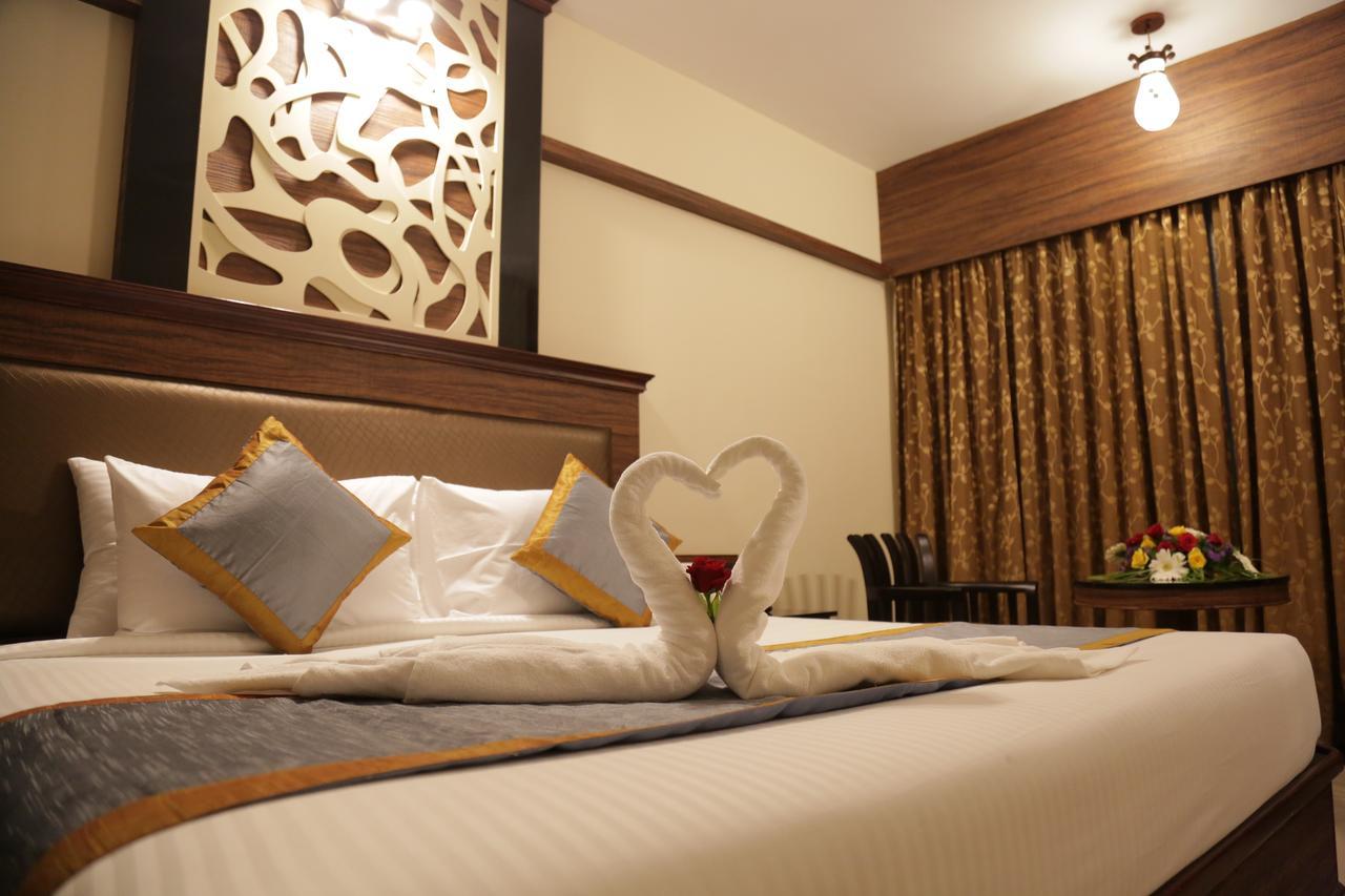 Rangalaya Royal Hotel Vellore Ngoại thất bức ảnh