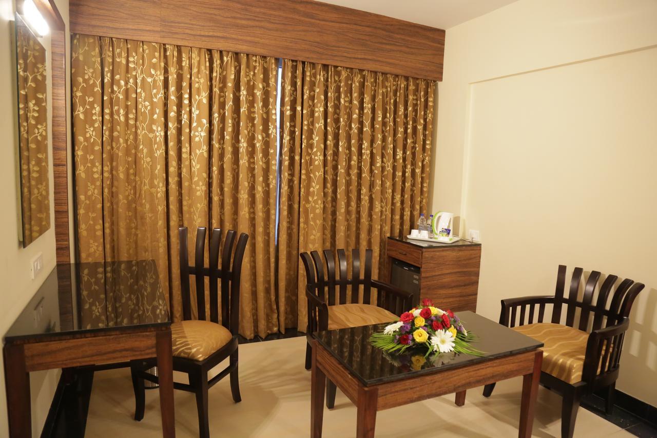 Rangalaya Royal Hotel Vellore Ngoại thất bức ảnh